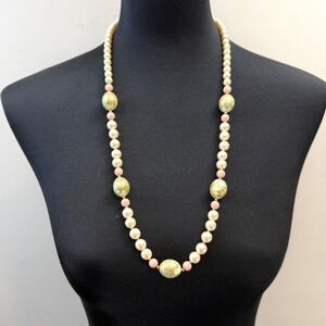 VTG Style Faux Floral Pearl Bead Necklace Acrylic Gold Pink Accents Bead 14.5 in